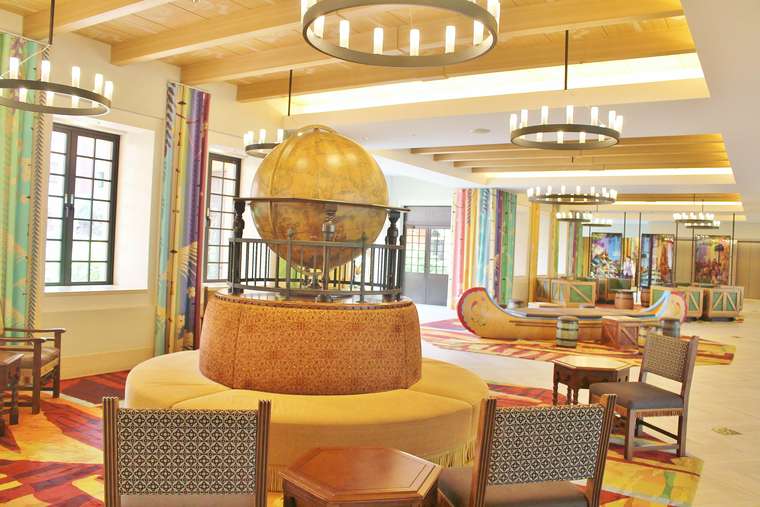 東京ディズニーセレブレーションホテル®　ロビー