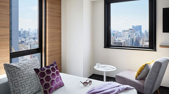 the b 大阪御堂筋