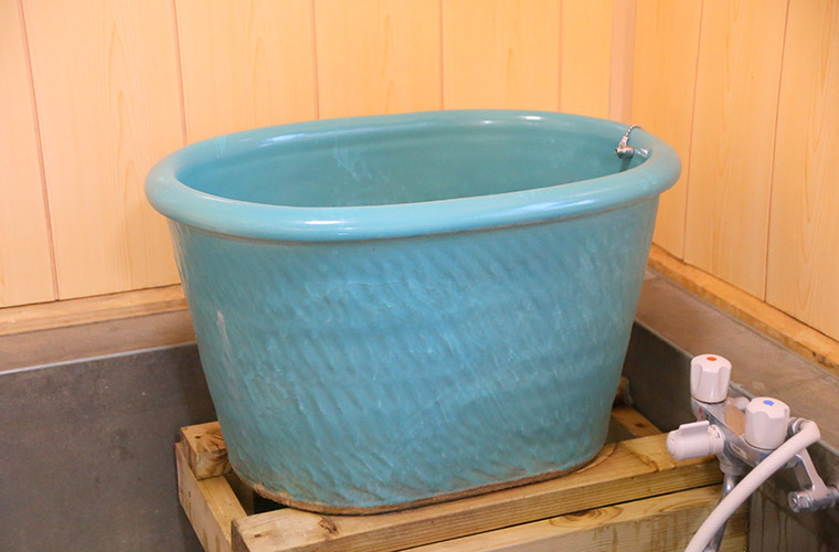 ジーナも愛用するマイクロバブル付の貸切個室