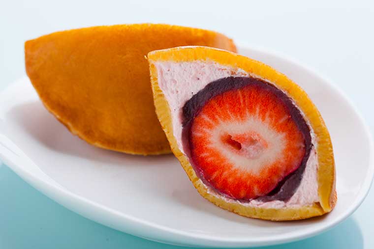 あまおう苺入りどら焼き「どらきんぐ生」