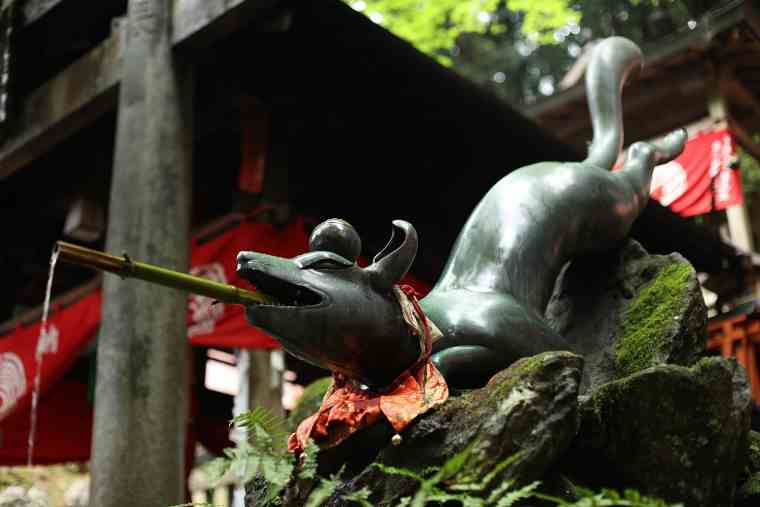 伏見稲荷大社 稲荷山 眼力亭