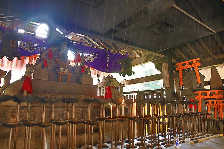 稲荷山の熊鷹社