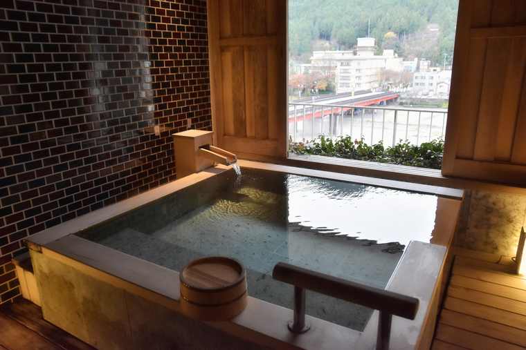 下呂温泉　小川屋　北欧風の新装客室