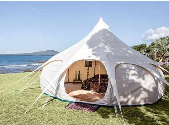 奥琵琶湖マキノグランドパークホテル