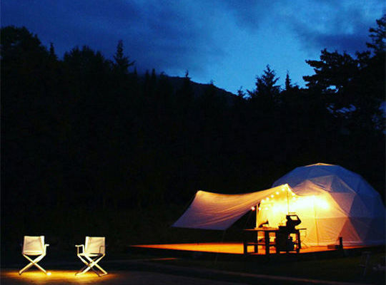 ＹＯＳＨＩＮＡＫＡ　森のホテル