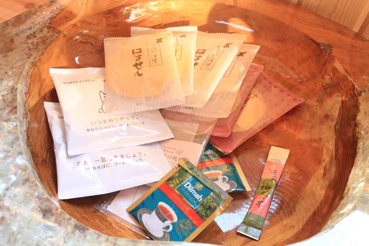 部屋に置いてあるお菓子