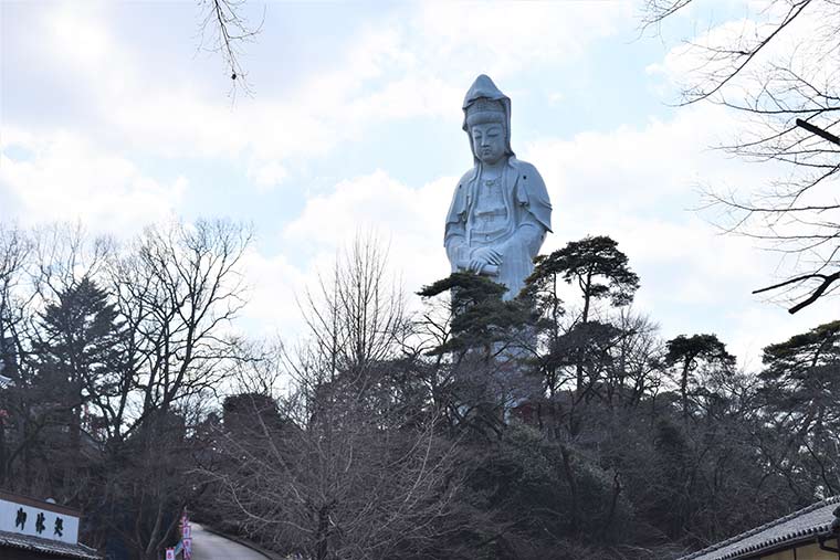 高崎市のシンボル「高崎白衣大観音」を拝観