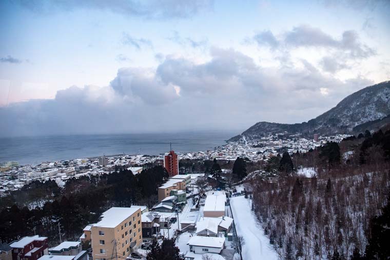 箱館山ロープウェイのゴンドラからの景色