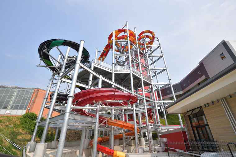 スパリゾートハワイアンズ　ボディスライダー「ビッグアロハ」