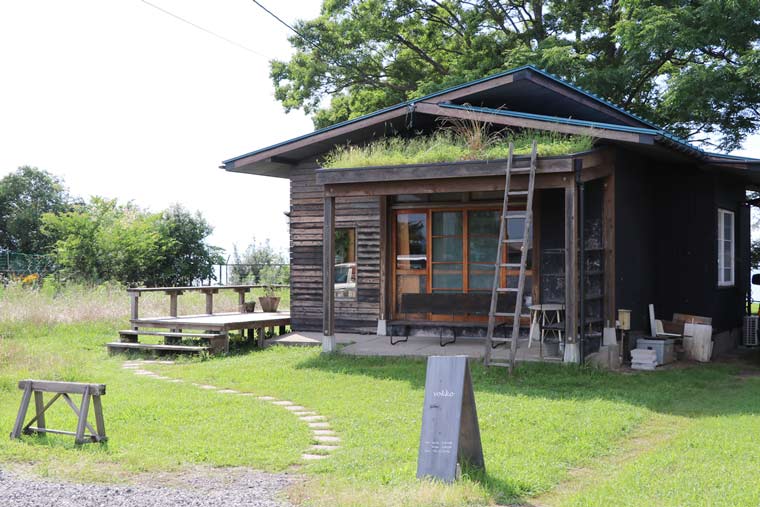小さな平屋のカフェ「vokko（ヴォッコ）」