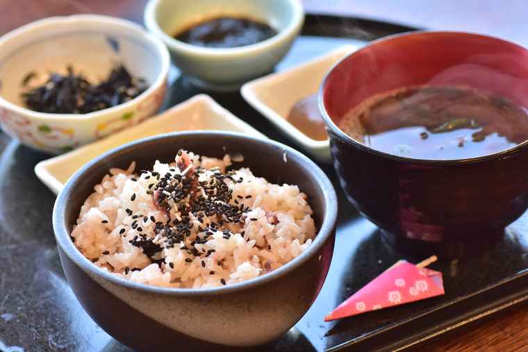 日間賀島 御やど乙姫のたこ飯