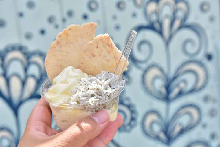 日間賀島 丸豊のしらすソフト