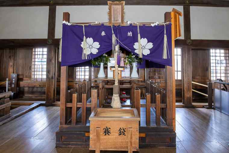 姫路城の天守閣にある刑部神社