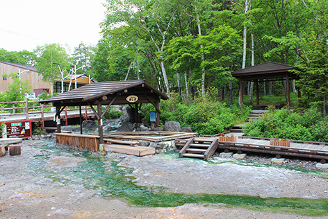 川湯温泉の足湯