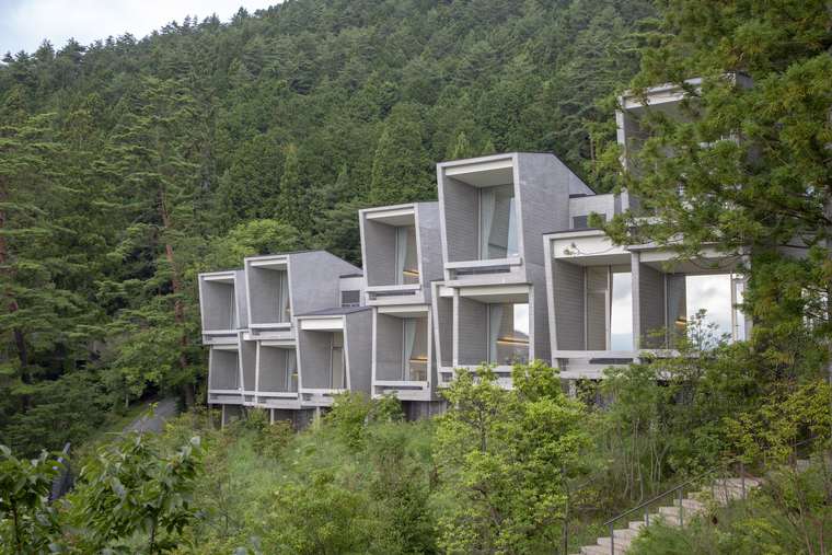 星のや富士のキャビン