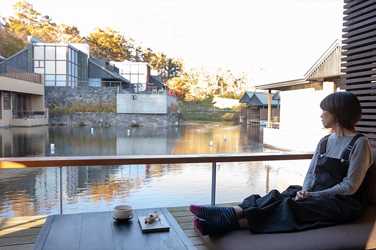 星のや軽井沢　水波の部屋　テラス