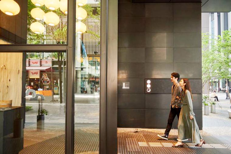 星のや東京　エントランス