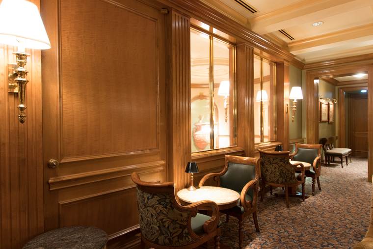 ロイヤルアスコット　店内