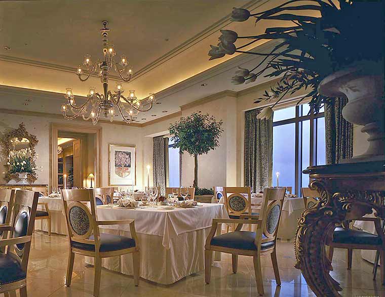 ホテル阪急インターナショナル レストラン「マルメゾン」