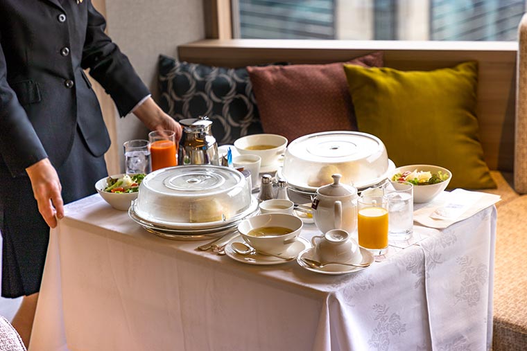 ホテル阪急インターナショナル ルームサービス