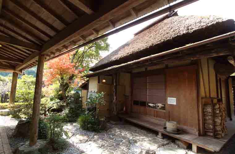 ホテルかずら橋 湯上がり休憩所「半兵衛の家」