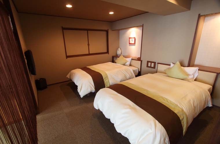 ホテルかずら橋 展望風呂付モダン和洋室