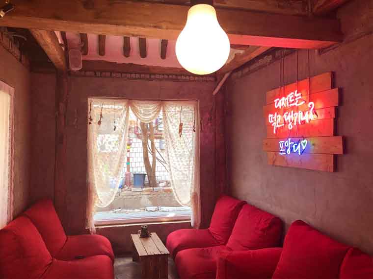 プアンディ店内