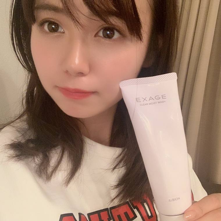 アルビオン 「エクサージュ クリアモイストウォッシュ」