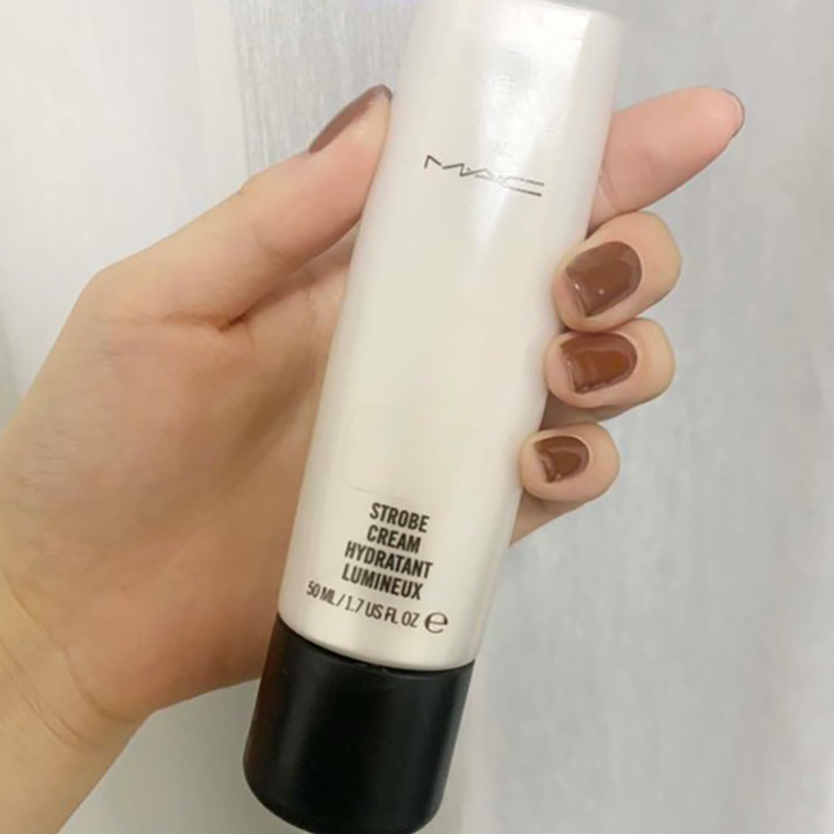 M.A.C「ストロボクリーム」