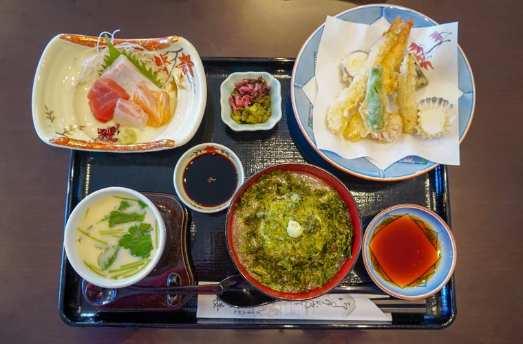 看雲楼　うず煮膳