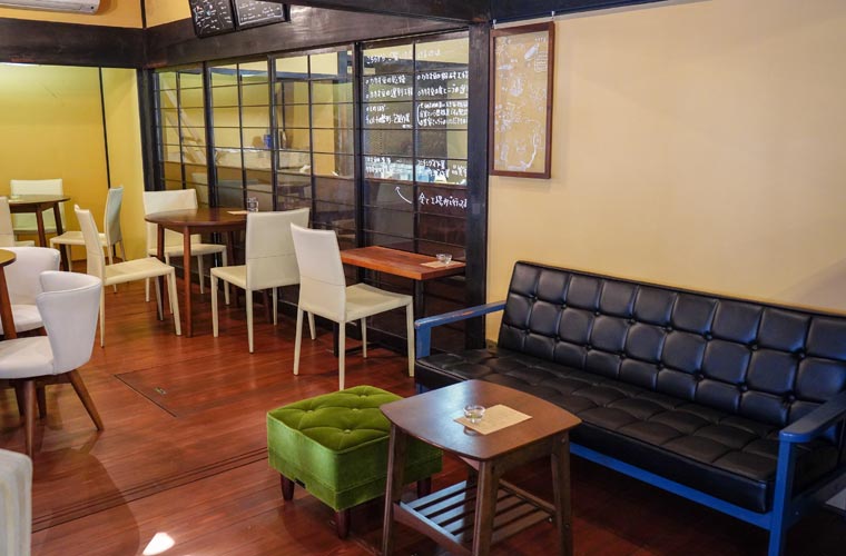 okinogami blue cacao's 出雲チョコレート工場 店内