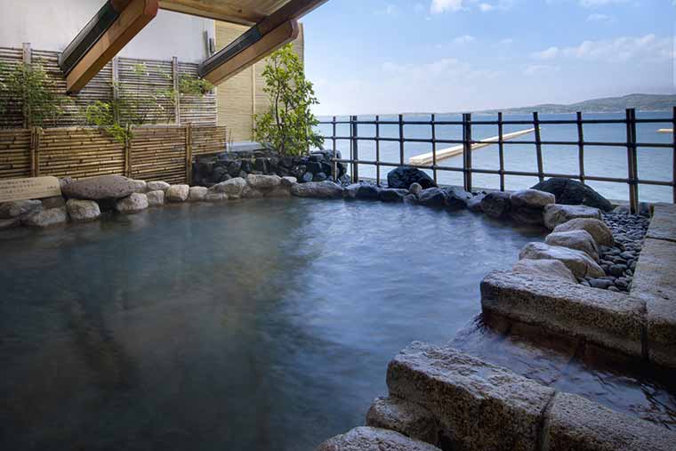 女性大浴場　野天風呂