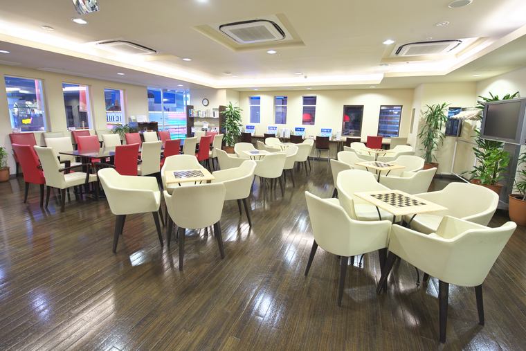 キッザニア東京　保護者専用ラウンジ