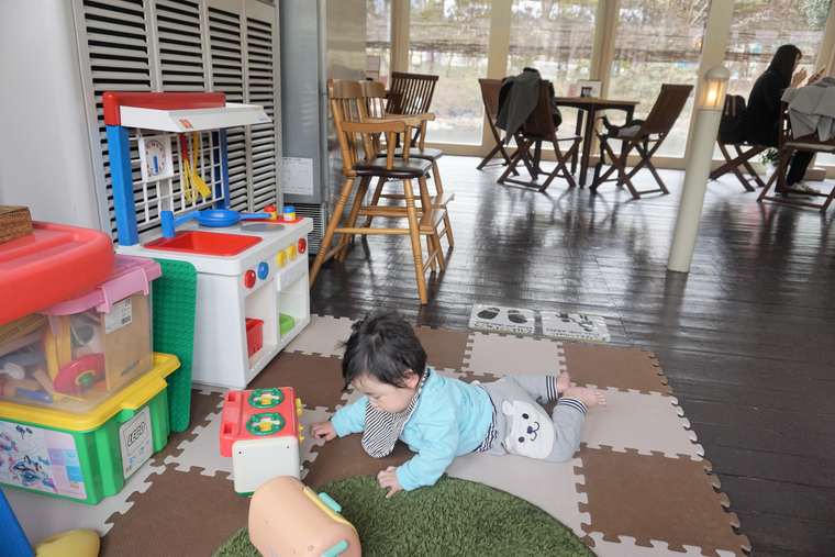 水辺のカフェテラス　キッズスペース