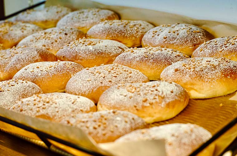 パンやきどころRIKIの「クリームパン」