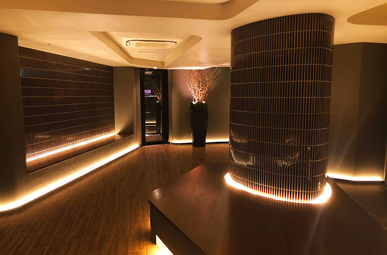 岩盤浴と溶岩浴を楽しむことができる「八蓮花」