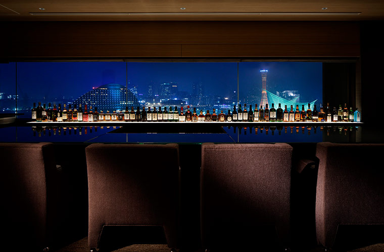 宿泊者専用の「展望BAR REN KOBE」