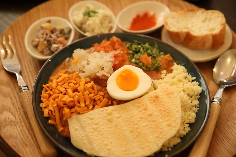 「ひとところ カフェ」人気の「おうち昼ご飯定食」