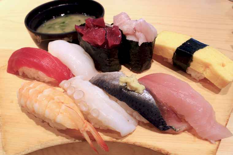 磯丸 熱海平和通店の日替わりランチ