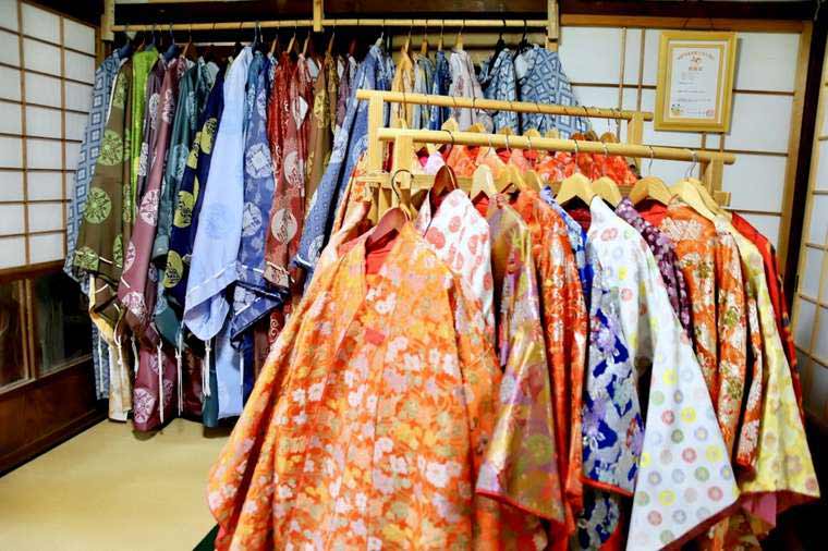 大門坂茶屋　平安貸衣装