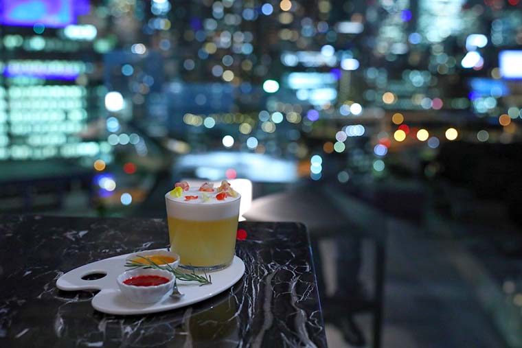 メズム東京 バー