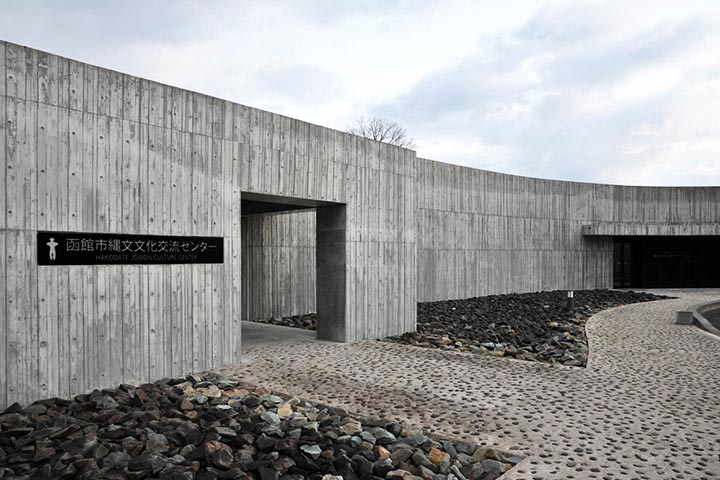 北海道函館市の道の駅「縄文ロマン 南かやべ」