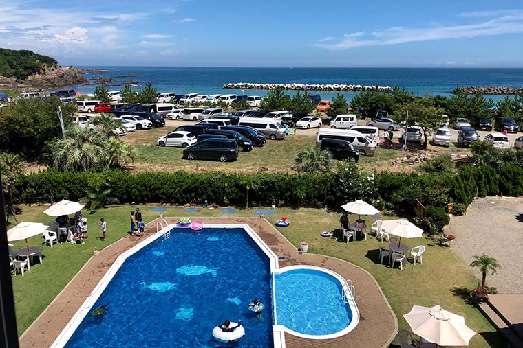 千鳥ヶ浜海水浴場