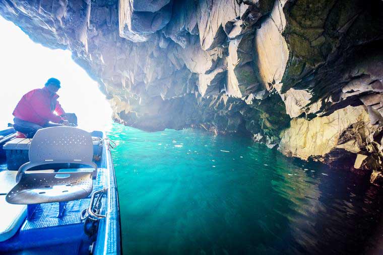 宮古市「青の洞窟」へ