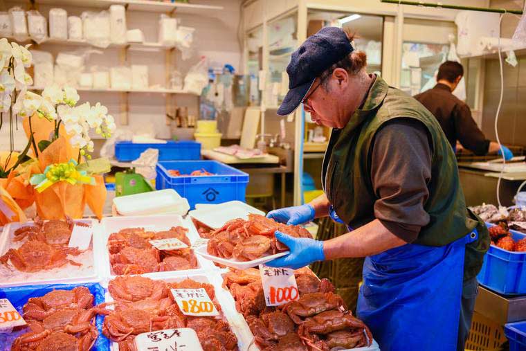 宮古市魚菜市場 カニ