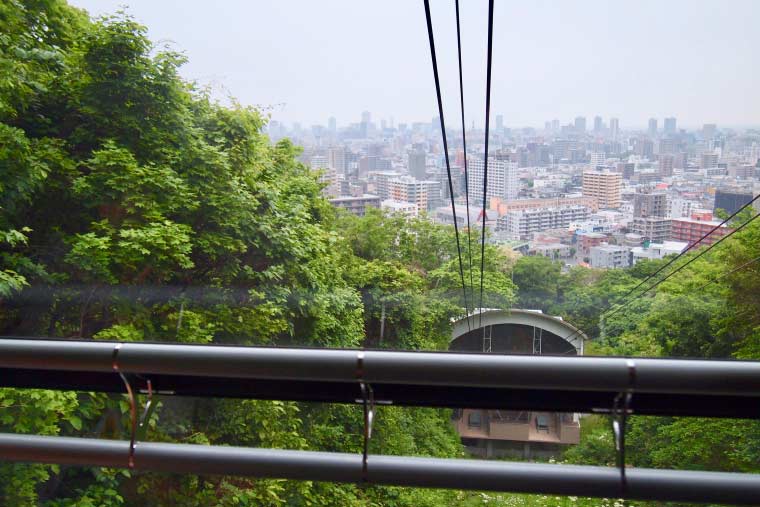 藻岩山 ロープウェイ ゴンドラ