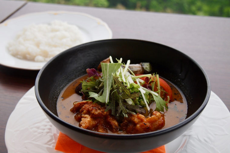 藻岩山山頂 展望レストラン「THE JEWELS」