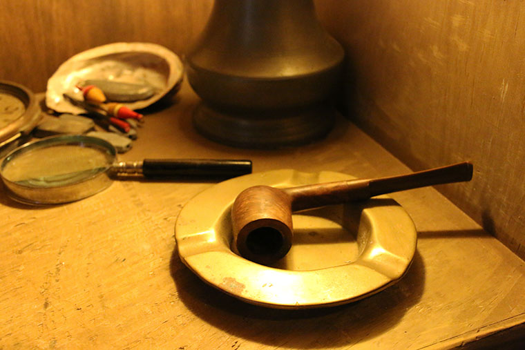 ムーミン屋敷に置かれているムーミンパパのパイプ