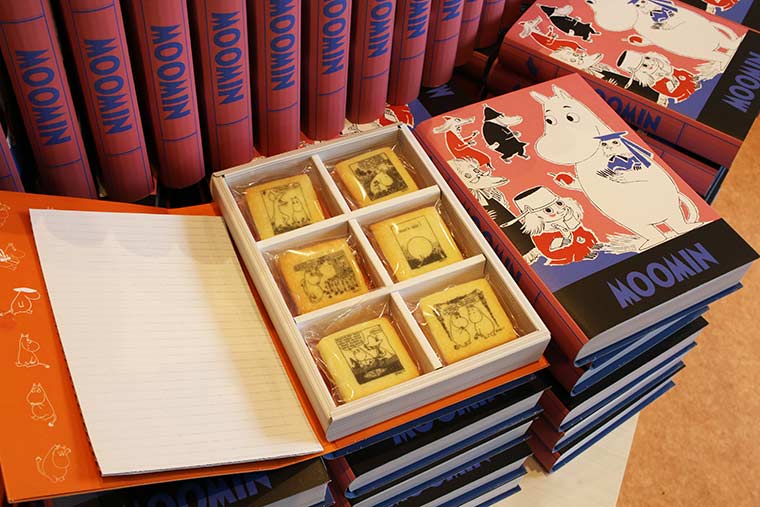 ムーミン谷の売店にはかわいいお土産がいっぱい