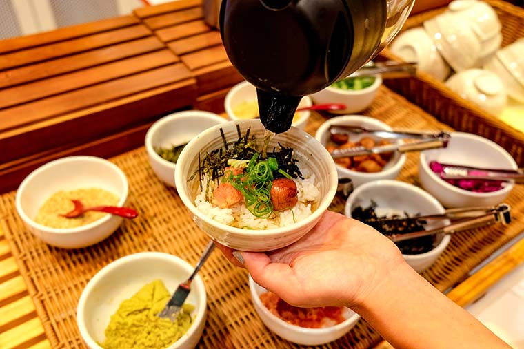 ホテル近鉄ユニバーサル・シティ　朝食ブッフェ　だし茶漬け